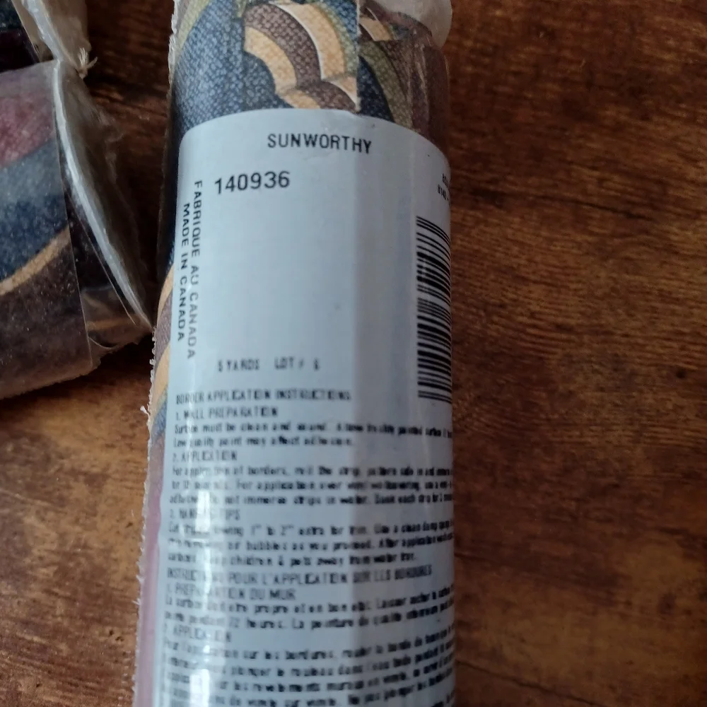 SunWorthy decorative border wallpaper 5yrd rolls